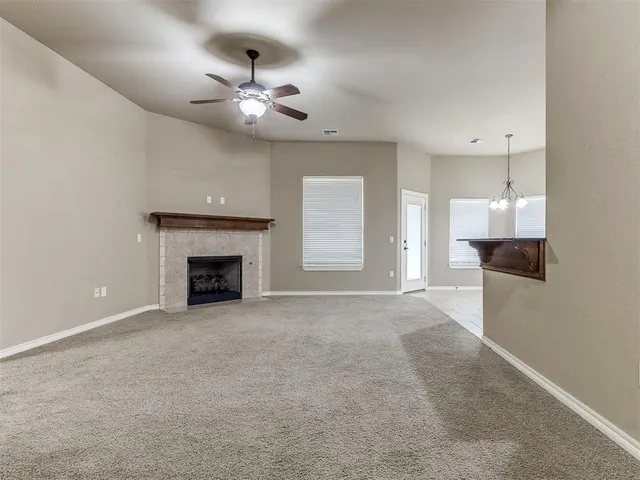 Photo 5 — 1625 Savannah Lane, Edmond, OK 73003