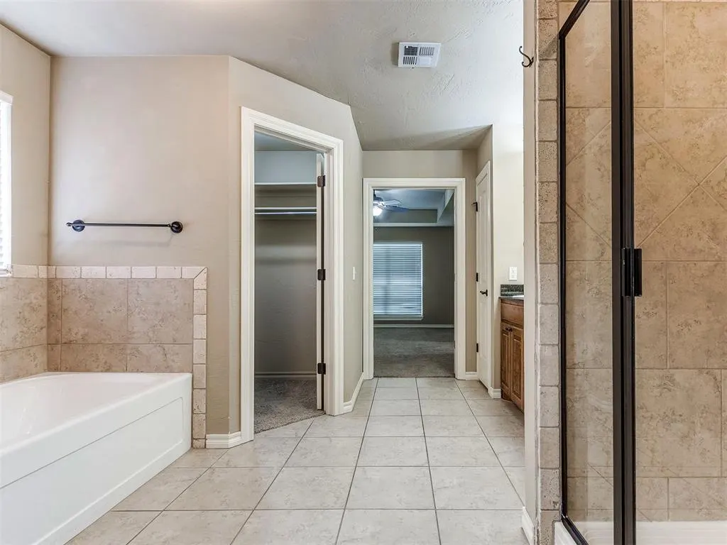 Photo 22 — 1625 Savannah Lane, Edmond, OK 73003