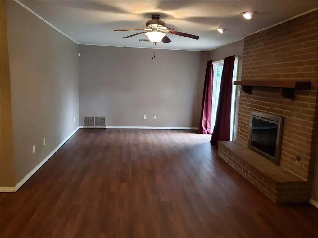 Photo 3 — 1932 Elmhurst Drive, Norman, OK 73071
