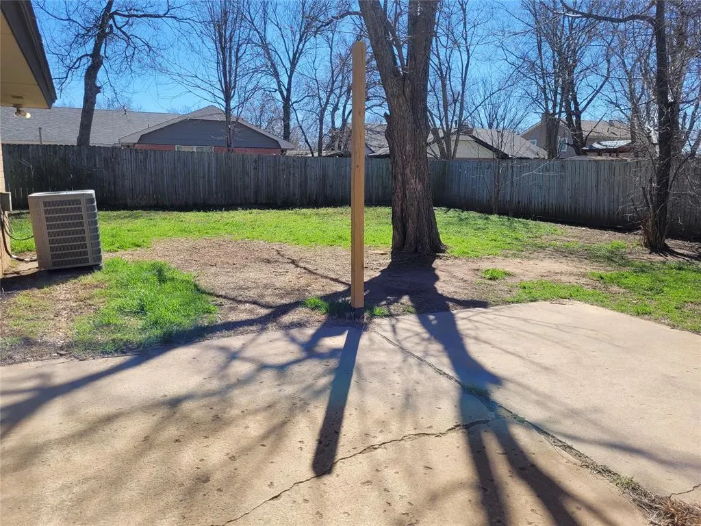 Photo 13 — 1932 Elmhurst Drive, Norman, OK 73071