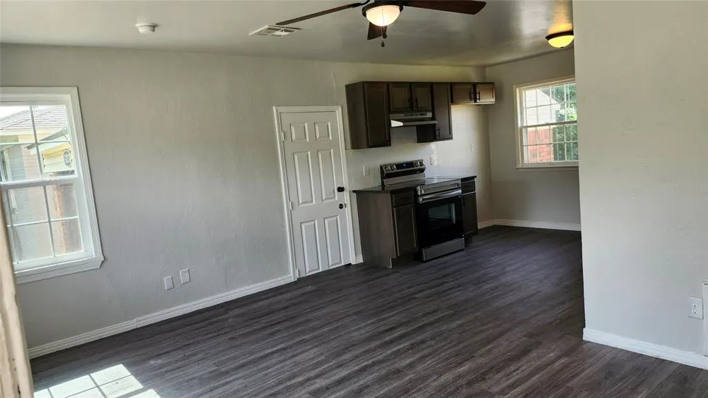 Photo 2 — 1833 Westchester Drive, Oklahoma City, OK 73120