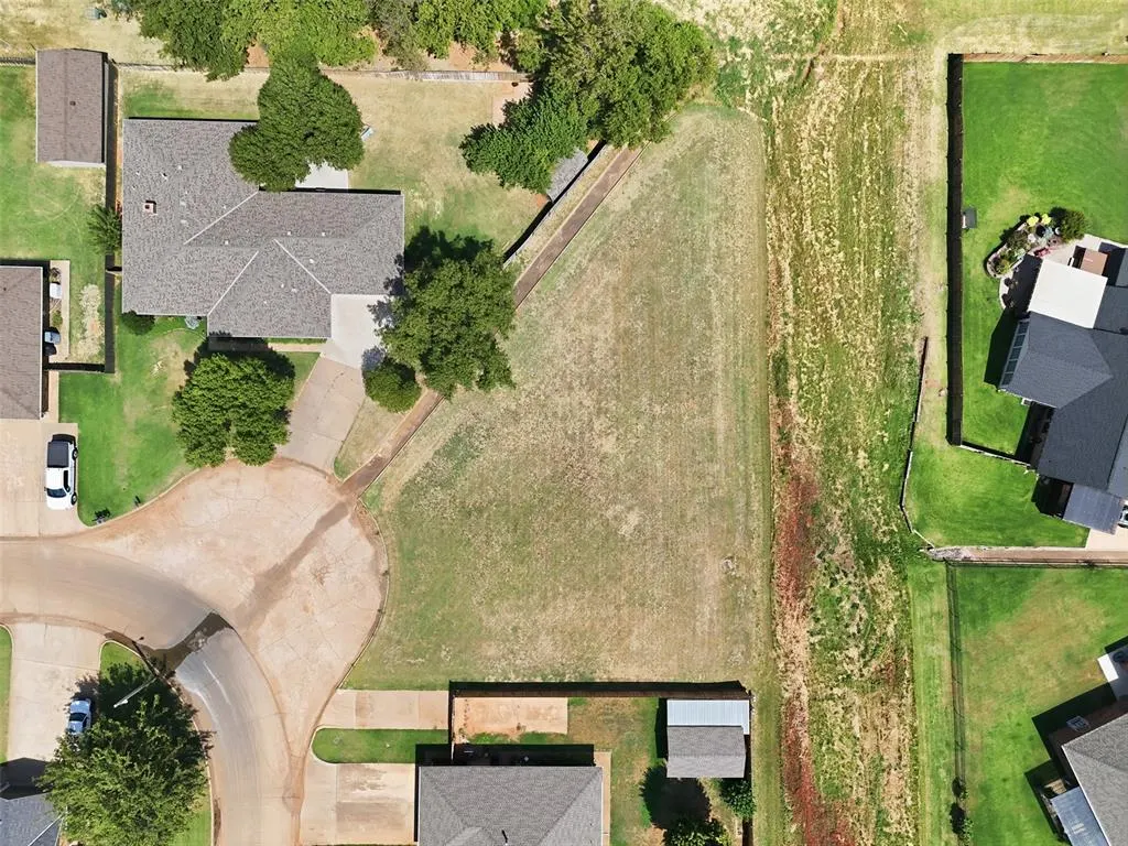 Photo 7 — 1206 W Fay Avenue, Kingfisher, OK 73750