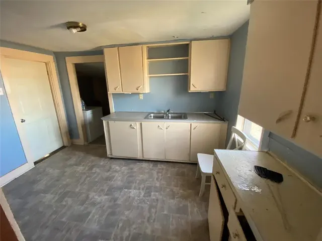Photo 2 — 119 S 7th Street, Okemah, OK 74859
