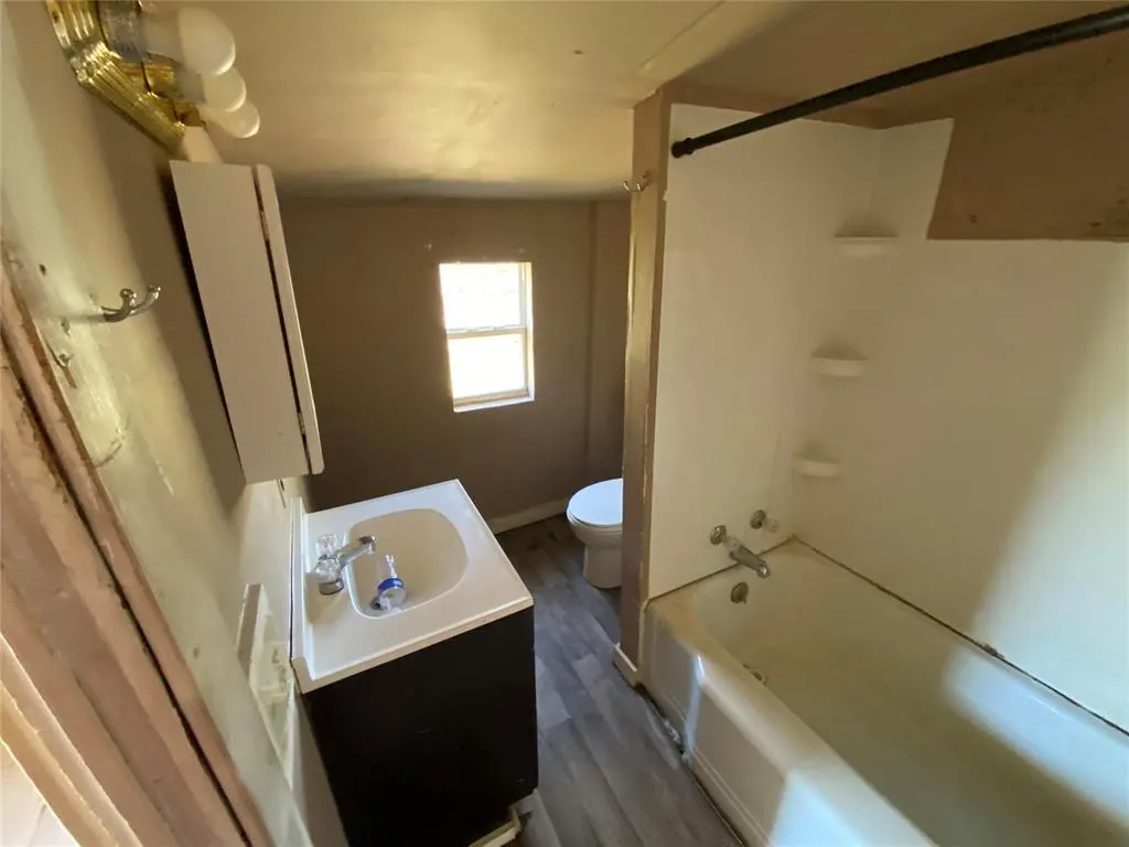 Photo 8 — 119 S 7th Street, Okemah, OK 74859