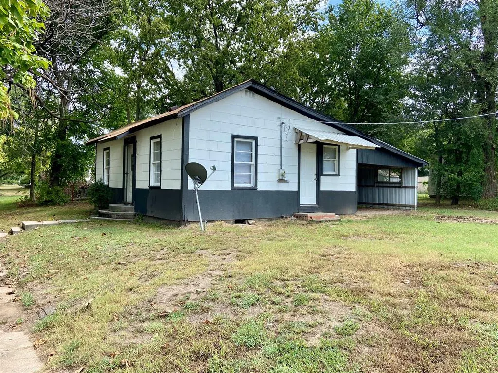 Photo 15 — 119 S 7th Street, Okemah, OK 74859