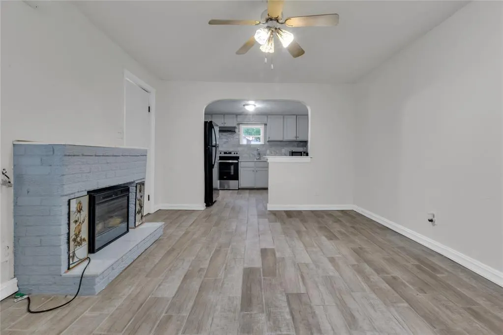 Photo 6 — 412 N 16th Street, Guthrie, OK 73044