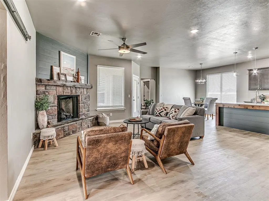 Photo 5 — 4550 Whitetail Drive, Guthrie, OK 73044