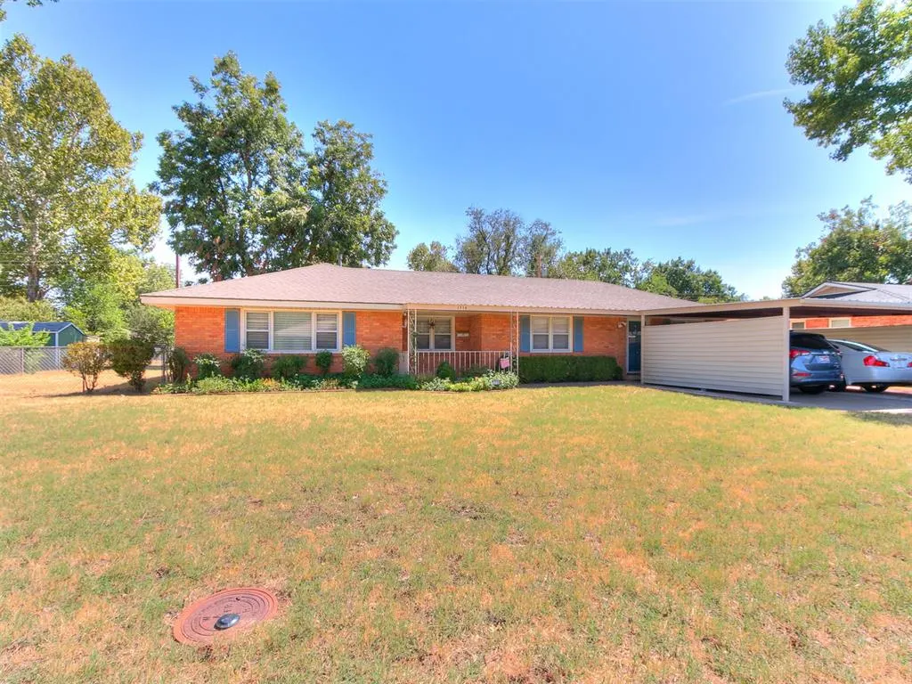 Front exterior — 1716 Cruce Street, Norman, OK 73069
