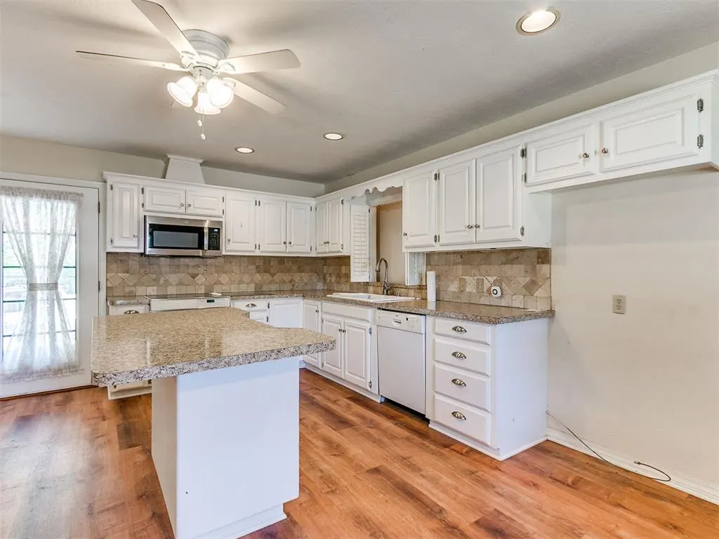 Photo 16 — 1716 Cruce Street, Norman, OK 73069