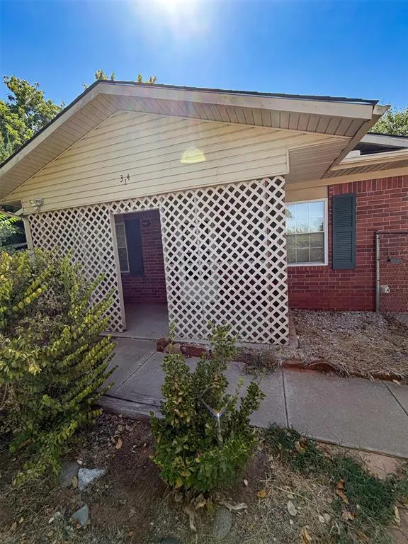 Photo 2 — 312 Elmwood Terrace, Anadarko, OK 73005