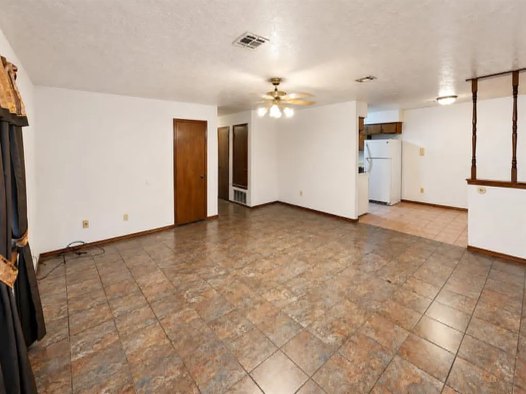 Photo 10 — 312 Elmwood Terrace, Anadarko, OK 73005