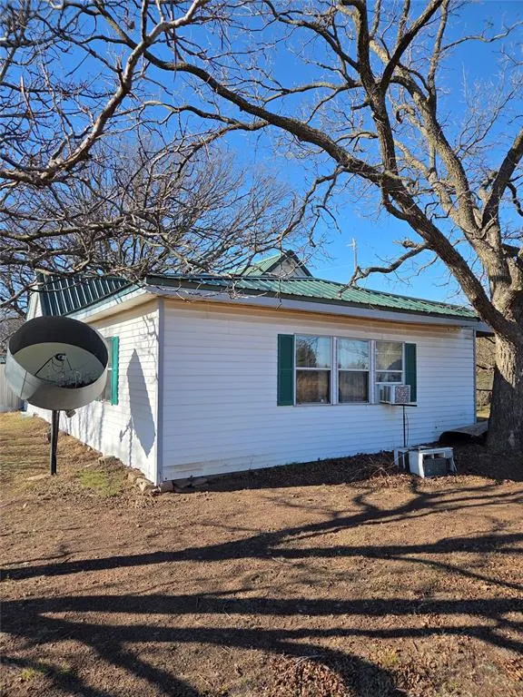 Photo 4 — 359149 E 1000 Road, Paden, OK 74860