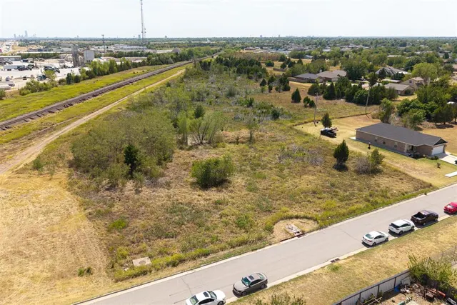 Photo 3 — 100 NW 121st Street, Oklahoma City, OK 73114