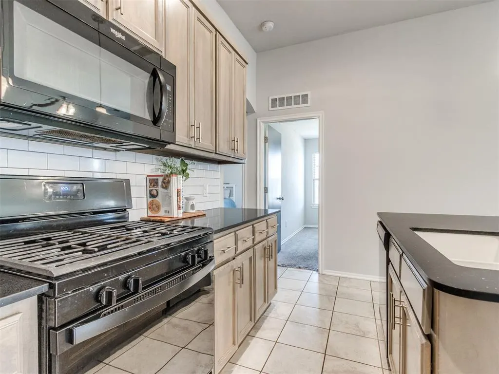 Photo 18 — 713 Blue Fish Court, Norman, OK 73069