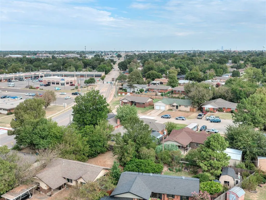 Photo 47 — 101 NE 5th Street, Moore, OK 73160