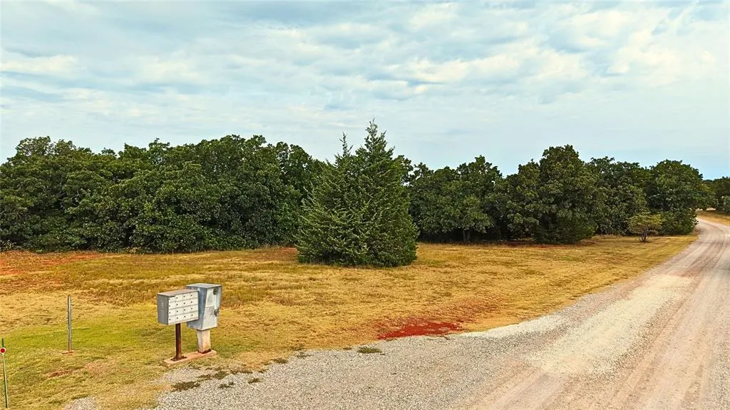 Photo 21 — Key Ridge Road Road, Newalla, OK 74857