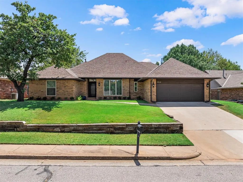 Front exterior — 2312 Coachlight Drive, Edmond, OK 73013