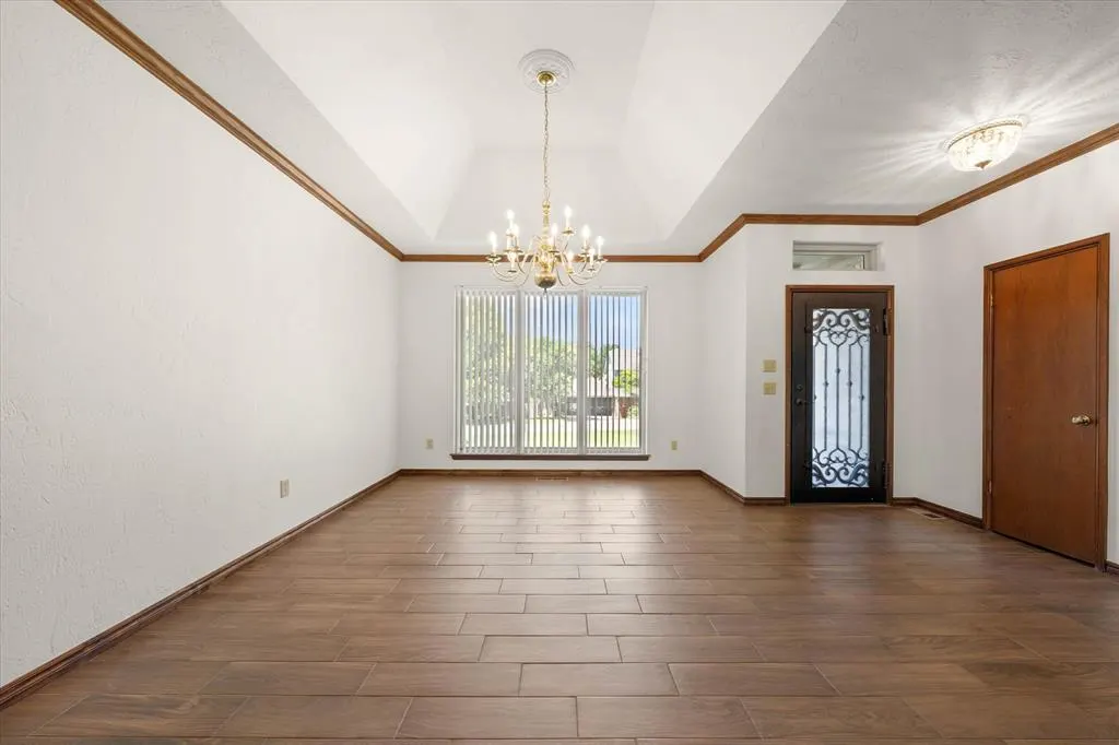 Photo 7 — 2312 Coachlight Drive, Edmond, OK 73013
