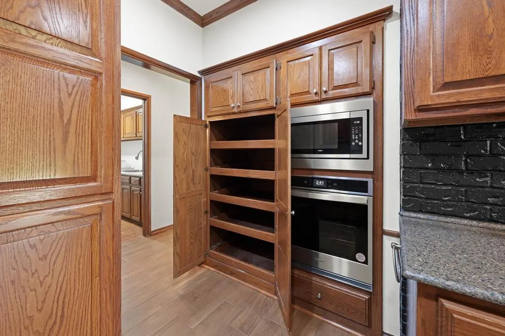 Photo 14 — 2312 Coachlight Drive, Edmond, OK 73013