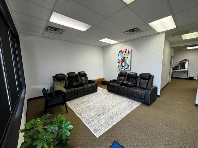 Photo 4 — 620 S Division Street, Guthrie, OK 73044