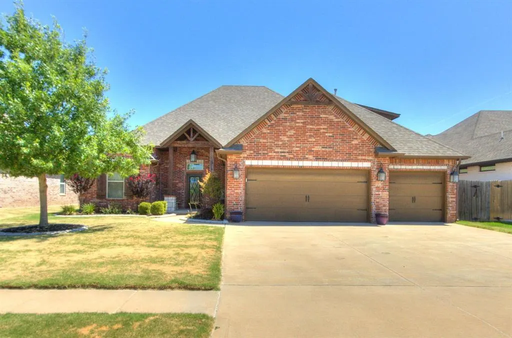 Front exterior — 3721 Addison Avenue, Norman, OK 73072