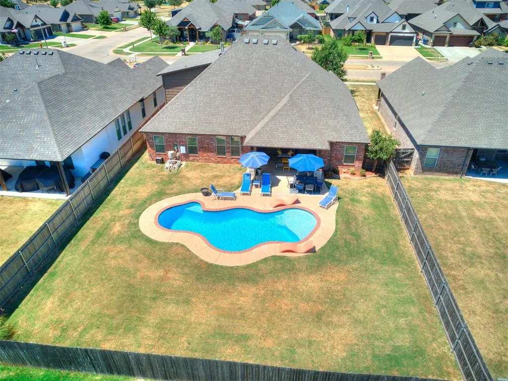 Photo 3 — 3721 Addison Avenue, Norman, OK 73072