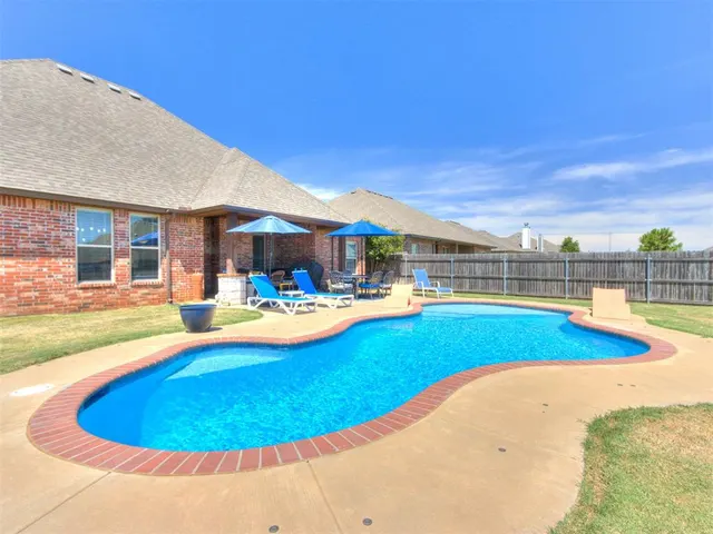 Photo 4 — 3721 Addison Avenue, Norman, OK 73072