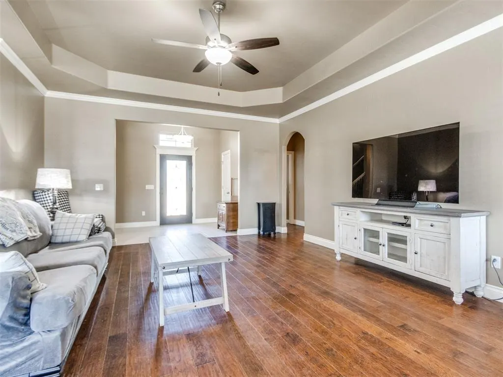 Photo 9 — 3721 Addison Avenue, Norman, OK 73072