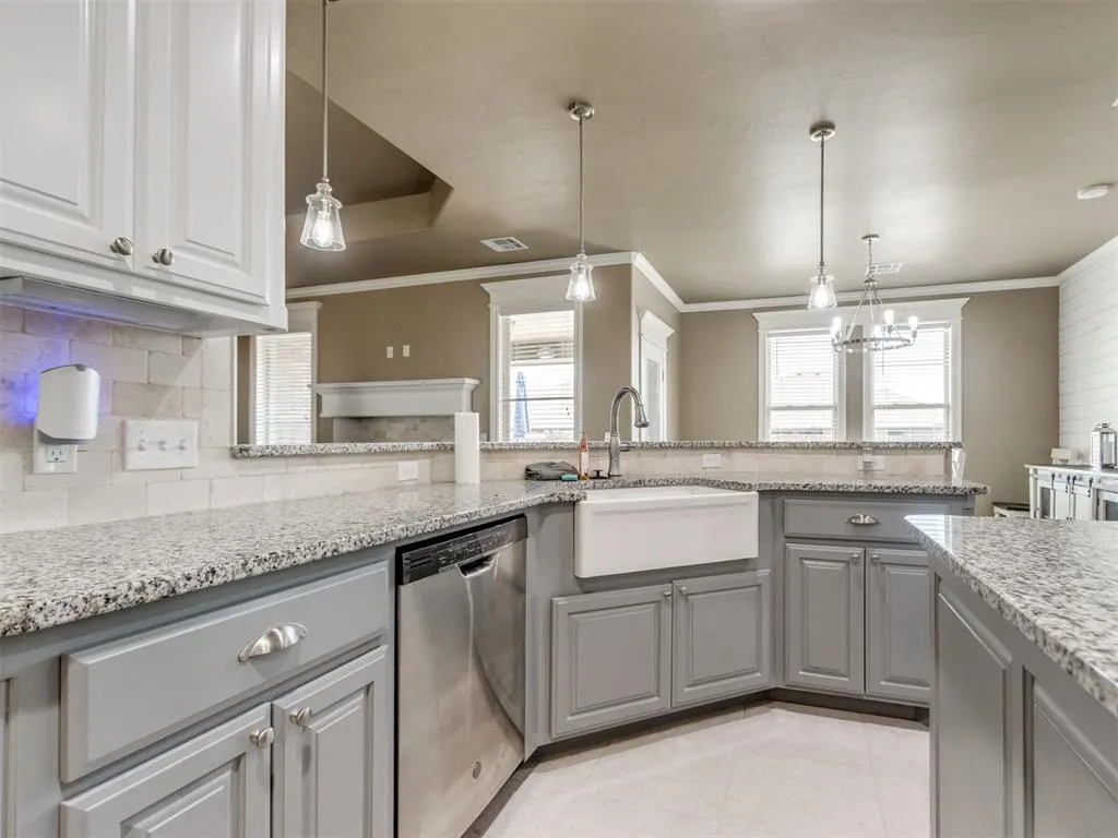 Photo 17 — 3721 Addison Avenue, Norman, OK 73072