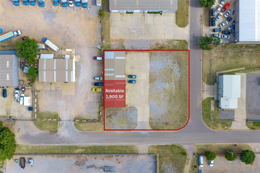 Photo 3 — 301 NW 59th Street, Oklahoma City, OK 73118