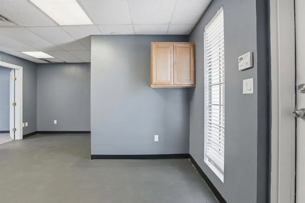 Photo 5 — 301 NW 59th Street, Oklahoma City, OK 73118