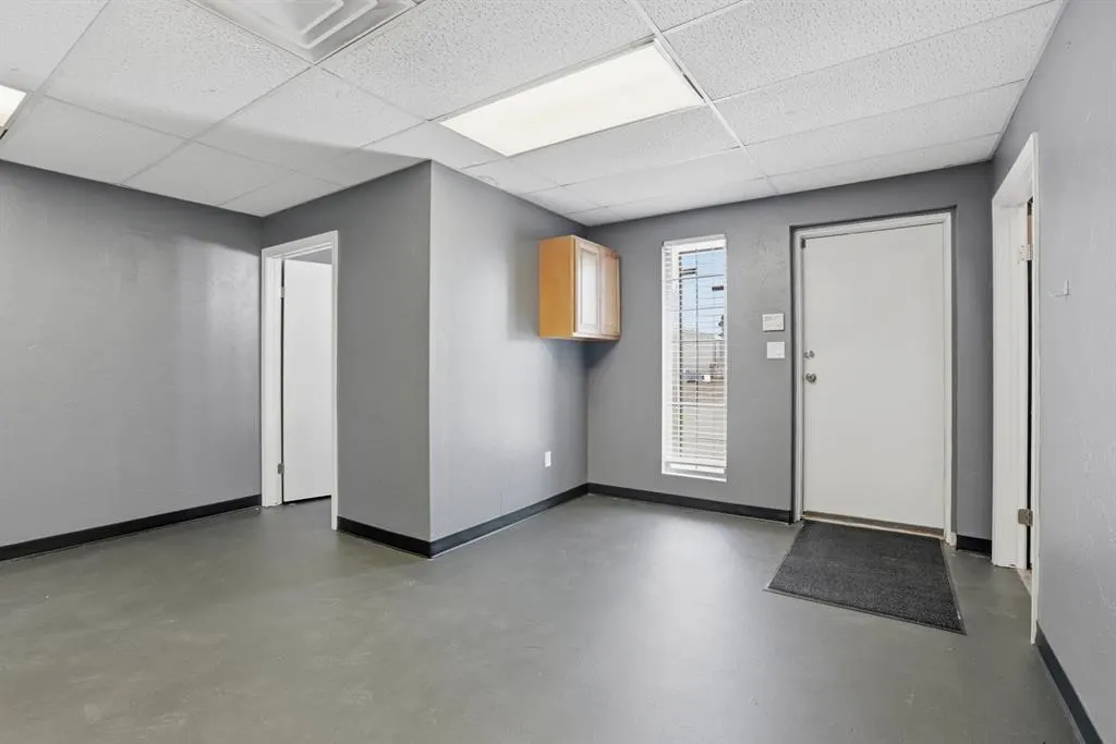 Photo 6 — 301 NW 59th Street, Oklahoma City, OK 73118