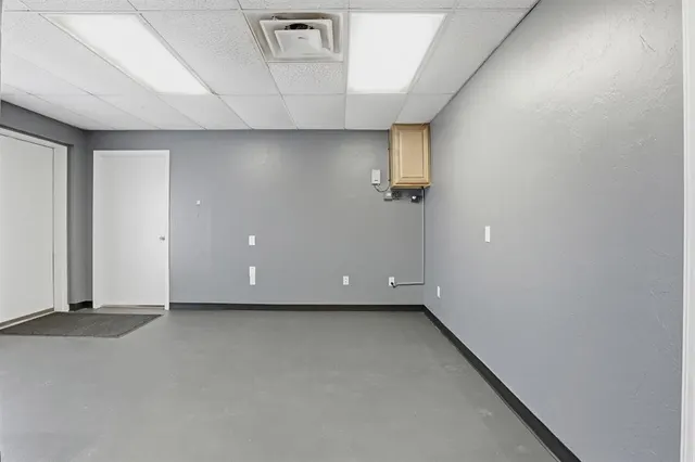 Photo 8 — 301 NW 59th Street, Oklahoma City, OK 73118