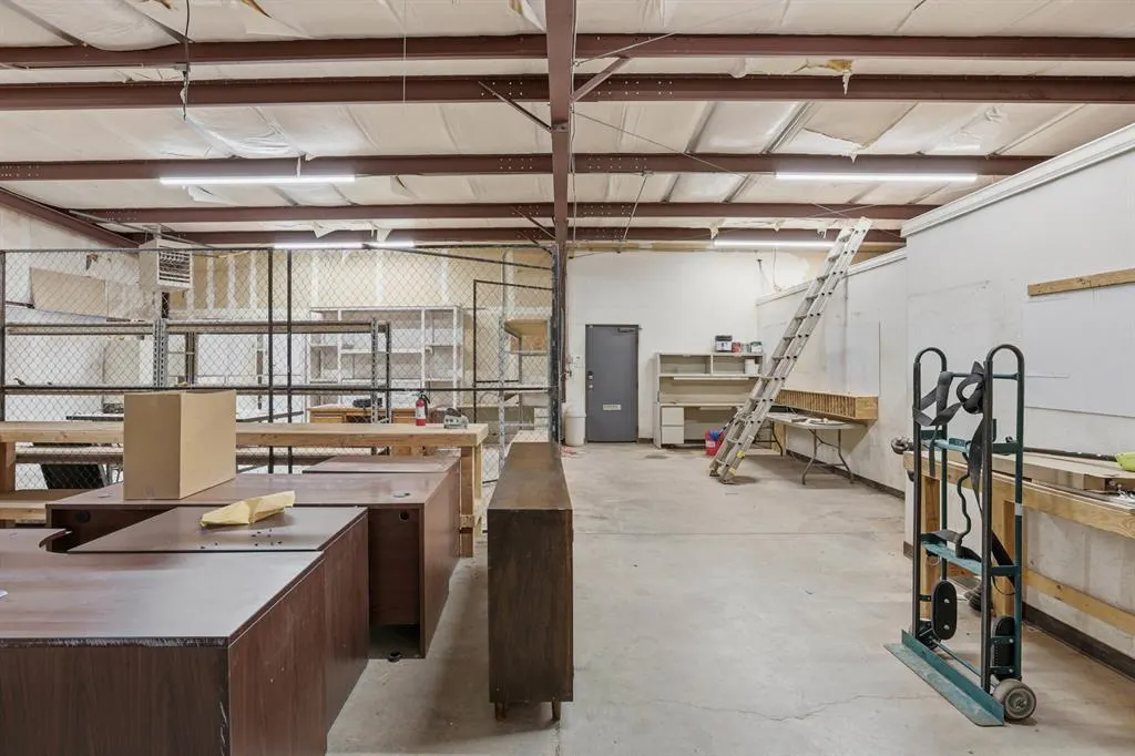 Photo 15 — 301 NW 59th Street, Oklahoma City, OK 73118