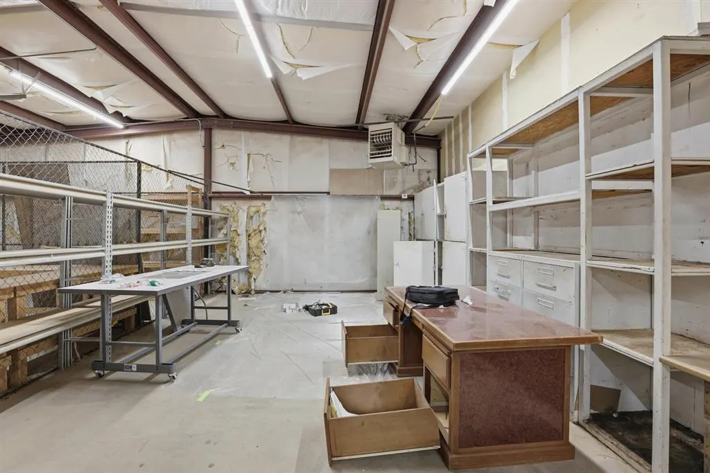 Photo 18 — 301 NW 59th Street, Oklahoma City, OK 73118