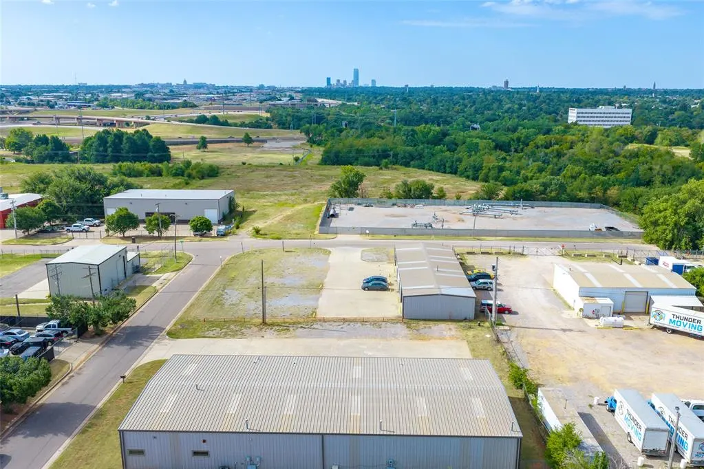 Photo 34 — 301 NW 59th Street, Oklahoma City, OK 73118