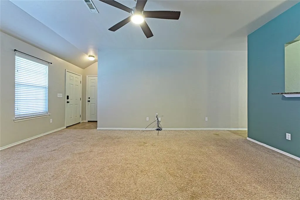 Photo 5 — 2114 Bradford Circle, Newcastle, OK 73065