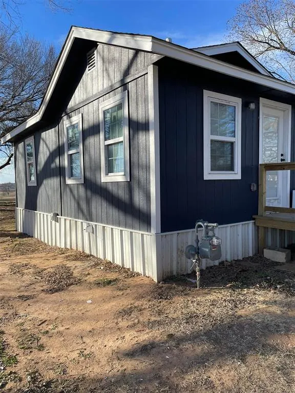 Photo 2 — 517 NE 5th Street, Lexington, OK 73051