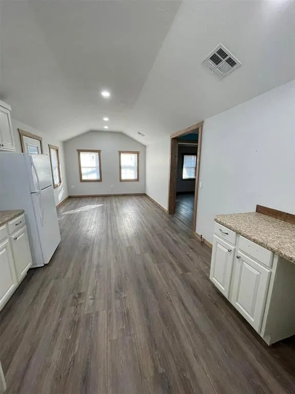 Photo 7 — 517 NE 5th Street, Lexington, OK 73051