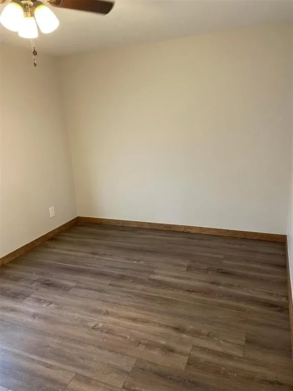 Photo 19 — 517 NE 5th Street, Lexington, OK 73051