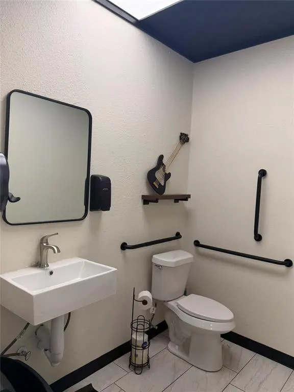 Photo 8 — 1216 N Council Road, Oklahoma City, OK 73127