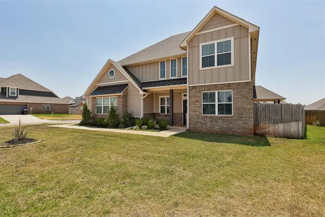 Photo 4 — 6300 Macarthur Park Circle, Edmond, OK 73012