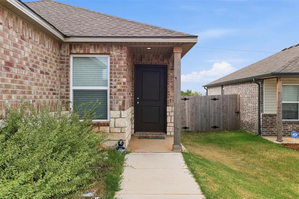 Photo 37 — 11832 NW 94th Street, Yukon, OK 73099