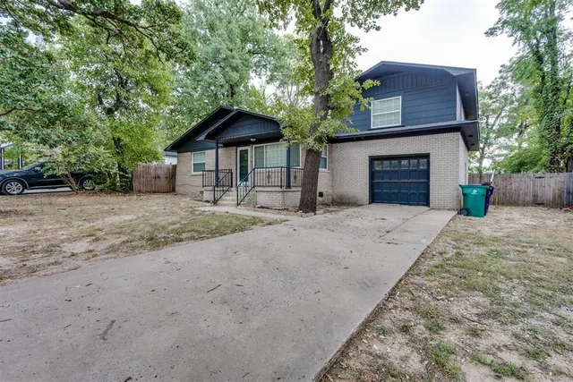 Photo 2 — 5804 NW 32nd Street, Oklahoma City, OK 73122