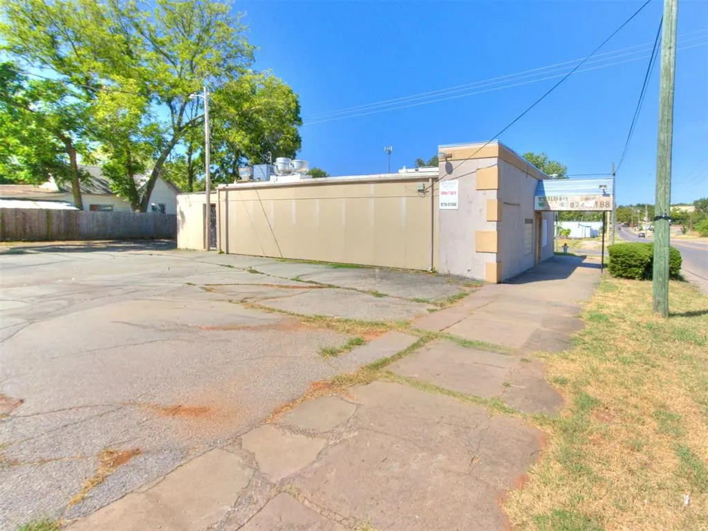 Photo 32 — 601 E Highland Street, Shawnee, OK 74801