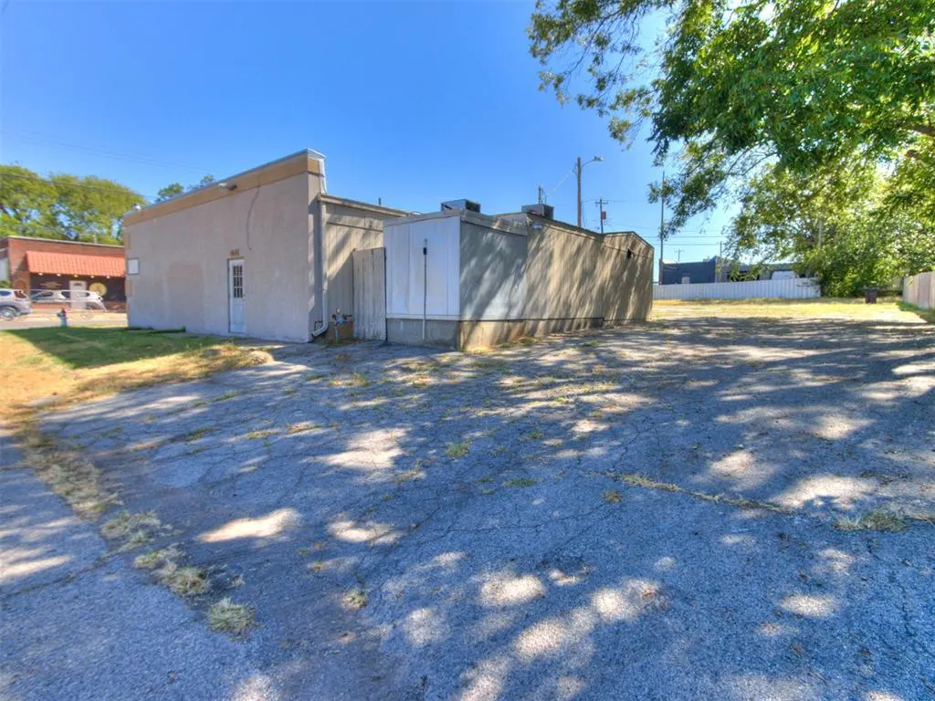 Photo 35 — 601 E Highland Street, Shawnee, OK 74801