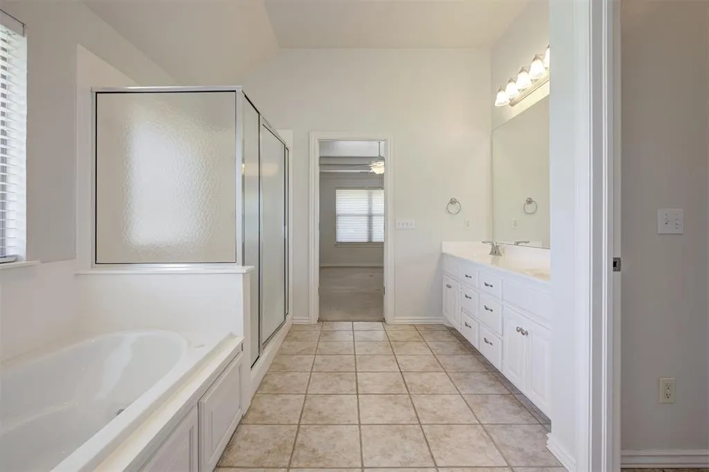 Photo 30 — 891 Oakley Drive, Blanchard, OK 73010