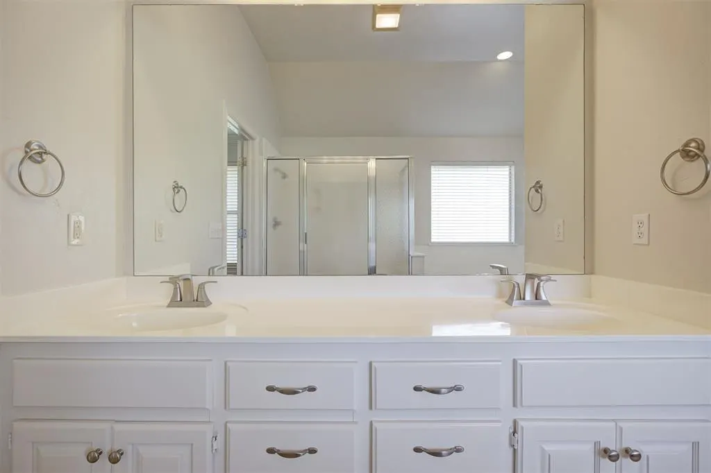 Photo 31 — 891 Oakley Drive, Blanchard, OK 73010