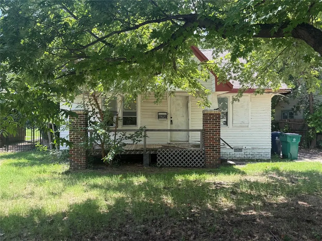 Front exterior — 2520 NW 15th Street, Oklahoma City, OK 73107