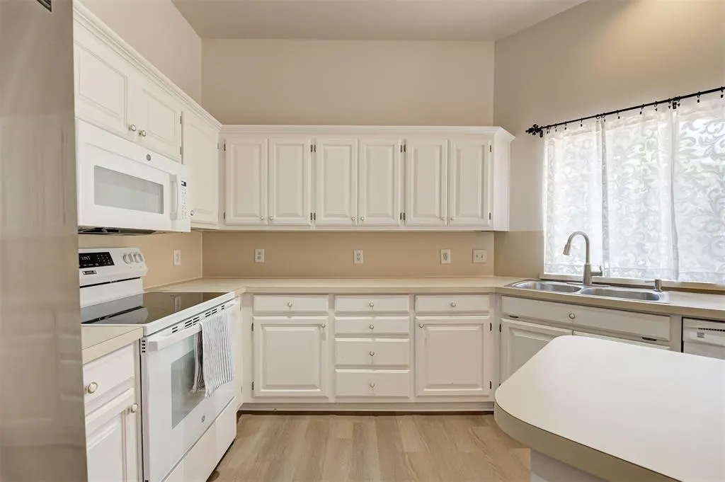 Photo 11 — 14200 Billy Drive, Edmond, OK 73034